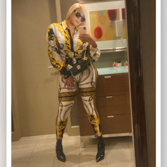 mia_closet404